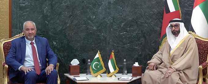 البواردي يستقبل سفير جمهورية باكستان الإسلامية لدى الدولة